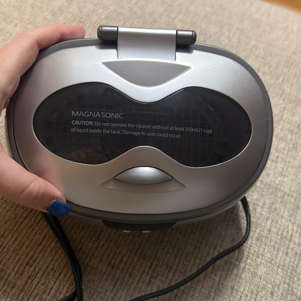 Magnasonic Ultrasonic Cleaner - Picture 11 of 14